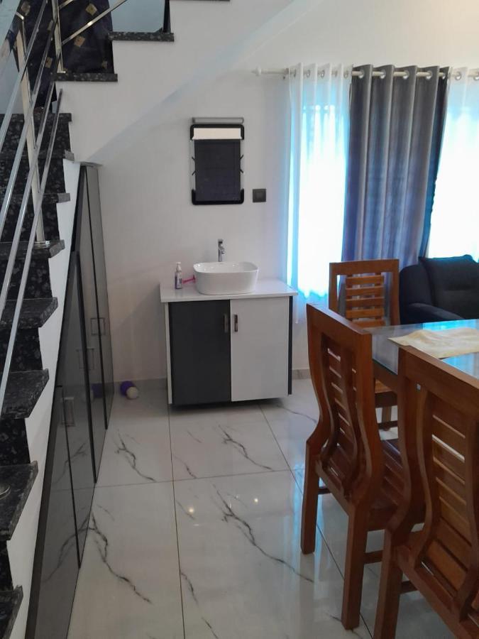 Enocean Homestay Cherai Beach ภายนอก รูปภาพ